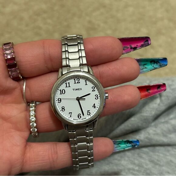 TIMEX silver vintage stretchy band watch - Picture 1 of 15
